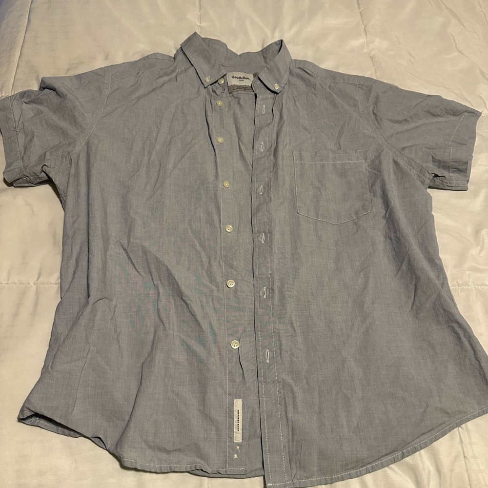 Goodfellow & Co Light Gray Casual Button-Down Shirt